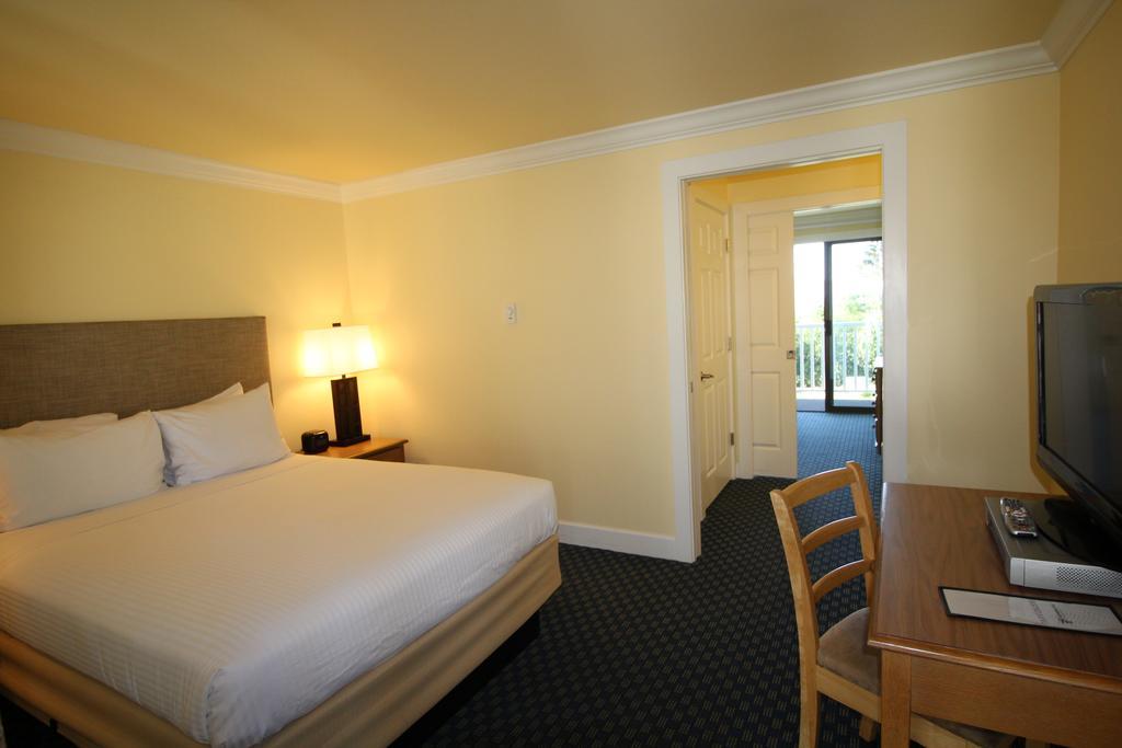 Anacortes Ship Harbor Inn 외부 사진